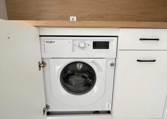 Apartament Harmony Apartment- 4 People- New Modern Flat-by The Sea *