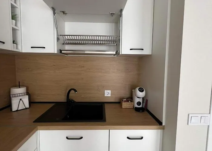 Harmony Apartment- 4 People- New Modern Flat-by The Sea * Varna