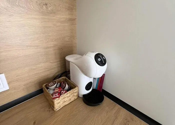 아파트 Harmony Apartment- 4 People- New Modern Flat-by The Sea 바르나